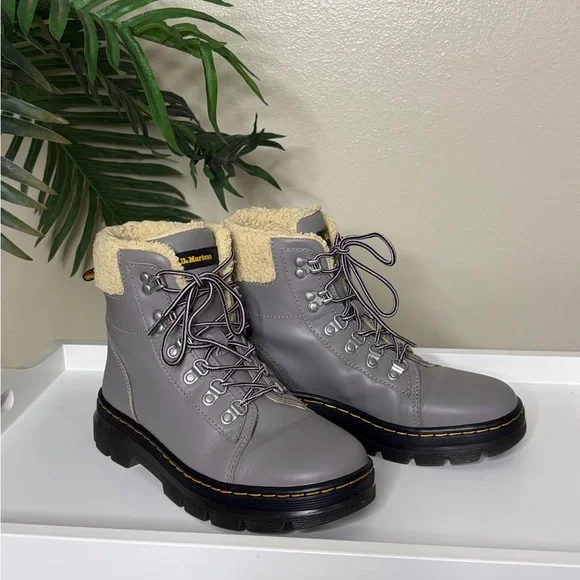 Dr Martens Serena Faux Fur Lined Boots Gray Leather Lace Up Ankle Boots US 8 - Picture 3 of 7